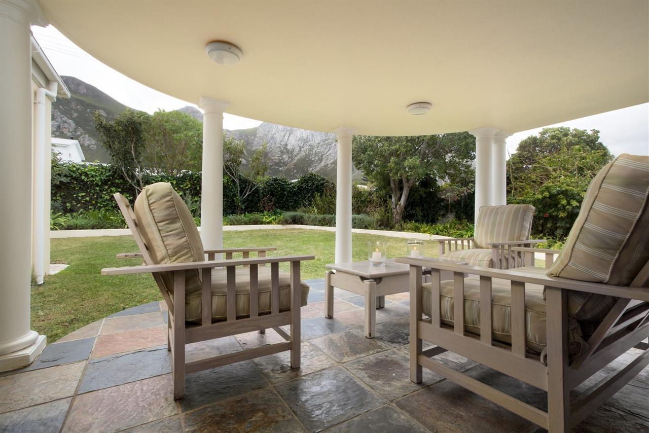 Milkwood Lodge Hermanus Exteriör bild